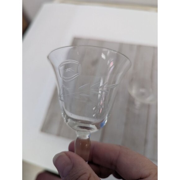 Set Of 2 Martini Glasses Vintage Etched Wheat Pattern 4 7/8" Tall - Picture 2 of 9